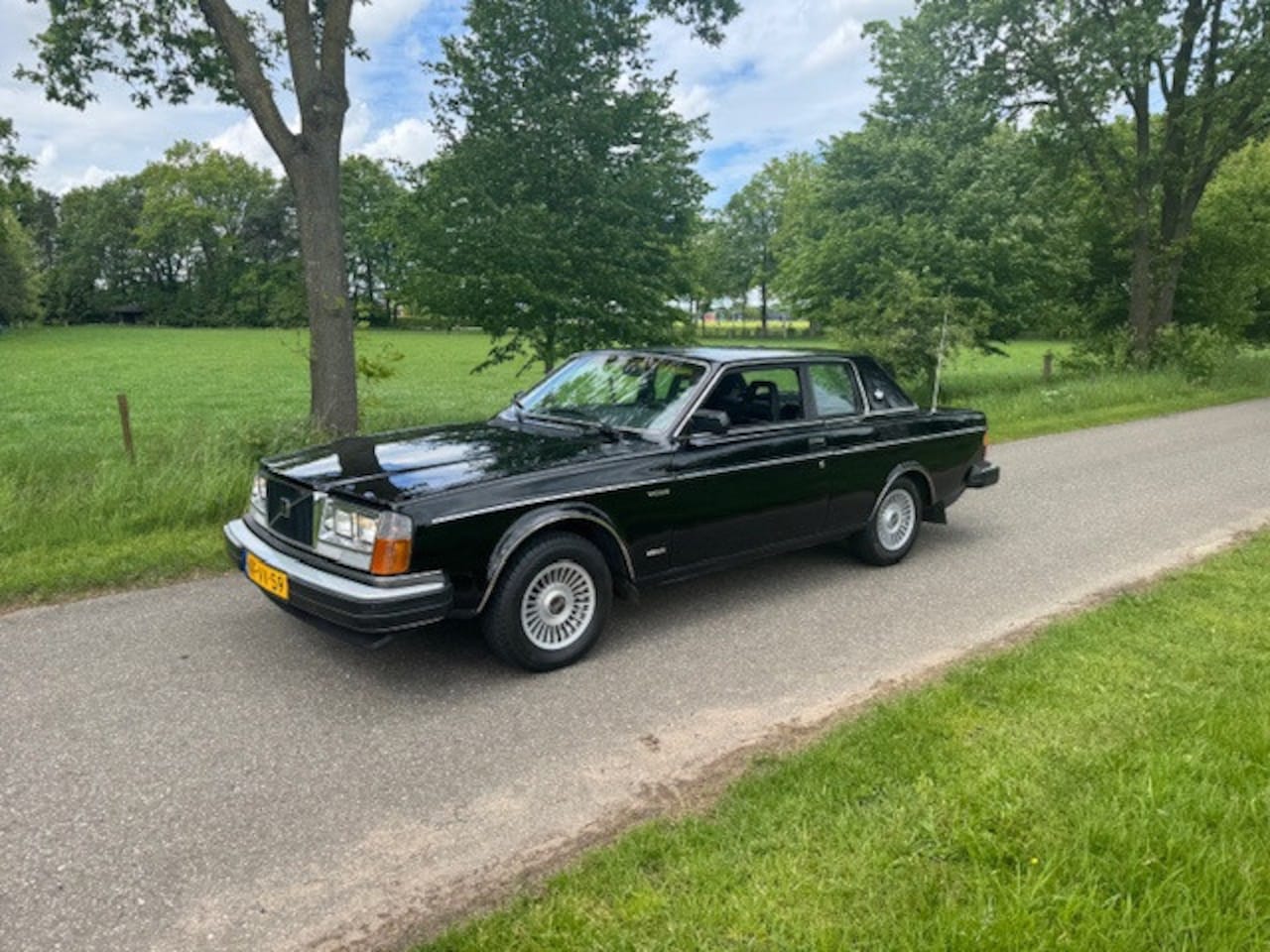Volvo 262 - Coupe 2.8 V6 Automatic met Overdrive - AutoWereld.nl