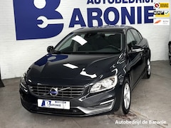 Volvo S60 - 1.6 T3 Momentum, dealer onderhouden