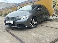 Honda Civic - 1.6 Comfort Business Edition Trekhaak | Navi | cruise Control | dealeronderhouden