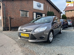 Ford Focus - 1.0 EcoBoost Trend ( Airco + Elektrische ramen + Nieuwe apk )