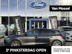 Ford Focus - 1.0 EcoBoost Hybrid ST Line X | AUTOMAAT | PANORAMADAK | TREKHAAK | WINTER PACK | DRIVER A