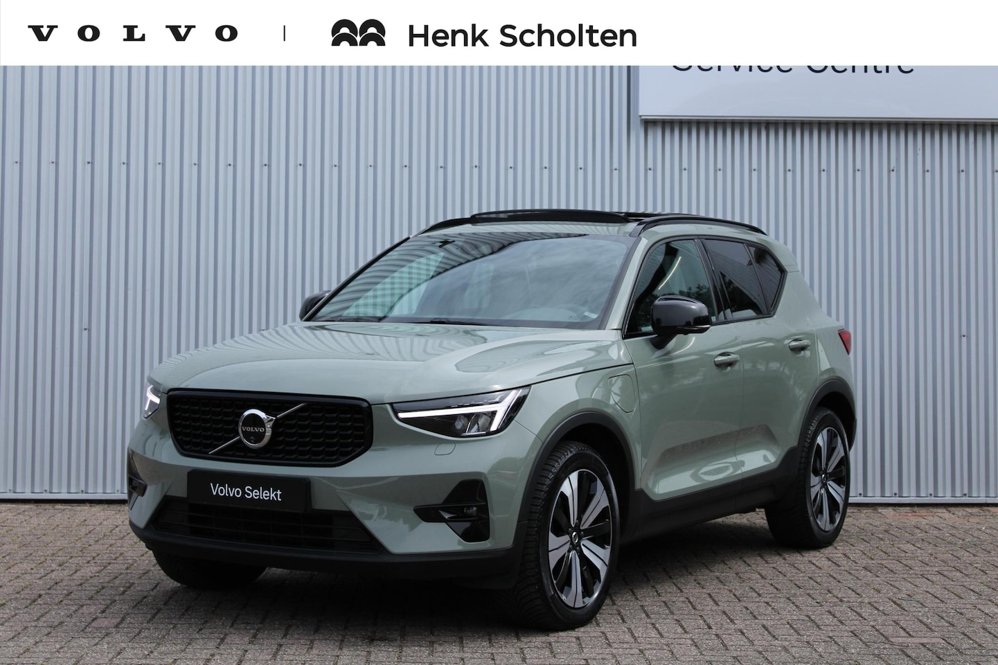 Volvo XC40 - T5 Automaat Recharge Plus Dark | Rondomzicht camera | Panoramadak | Keyless entry | Geheug - AutoWereld.nl