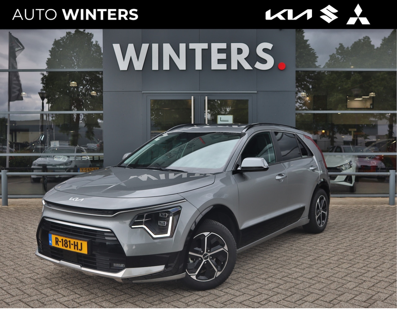 Kia Niro - 1.6 GDi Hybrid DynamicPlusLine Navigatie | ECC Airco | Leder | Schuif/kanteldak | Trekhaak - AutoWereld.nl