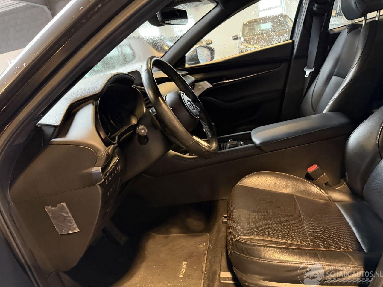 Mazda 3 - 2.0 E-SkyActiv-G 122 2.0 e-SkyActiv G 122