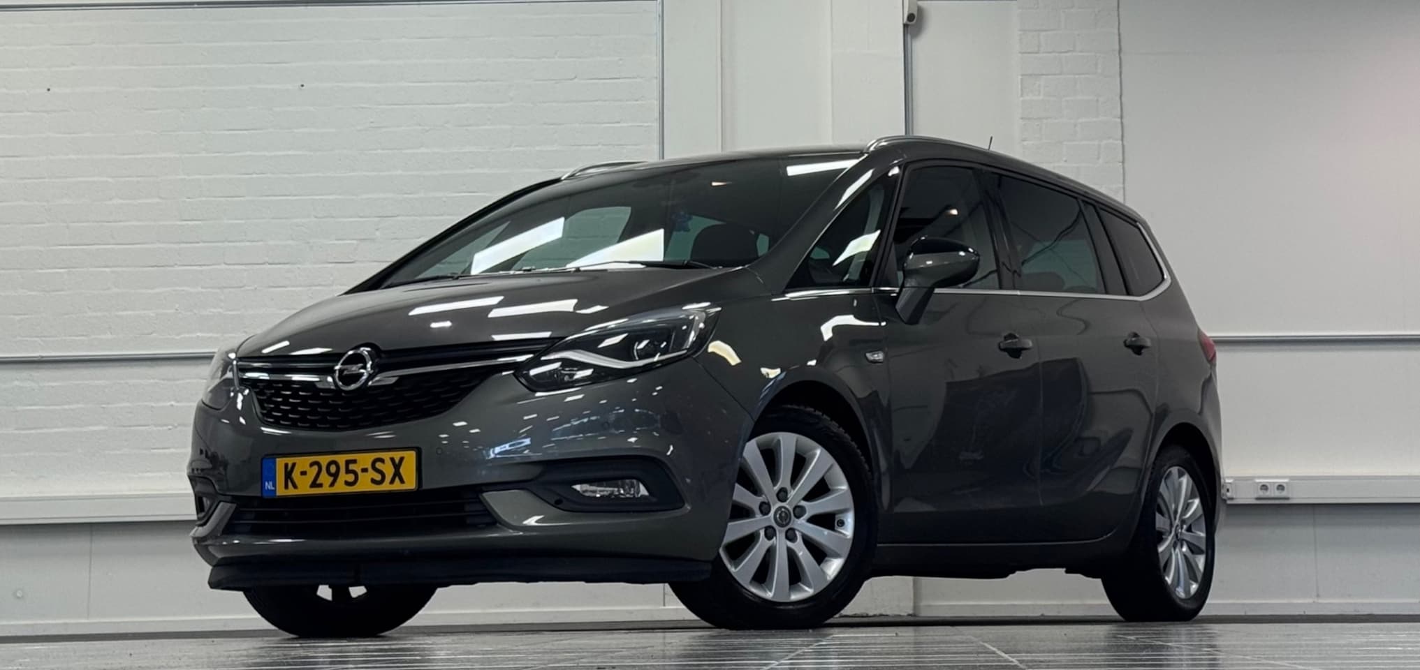 Opel Zafira - 1.4 Turbo Online Edition 7p. Trekhaak 100% Onderhouden Apple Carplay/Android Aut - AutoWereld.nl