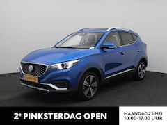 MG ZS - EV Luxury 45 kWh | Leder | Navi | Panoramadak | CarPlay | Camera | Stoelverwarming |