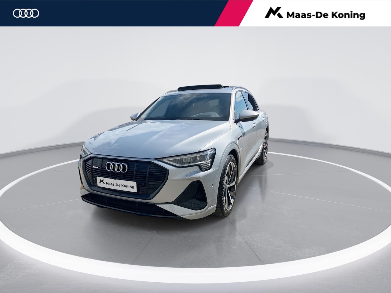 Audi e-tron - 55 300kW/408PK S Line 95Kwh · Panoramadak · Leder/Alcantara · 360°Camera + Parkeersensoren - AutoWereld.nl