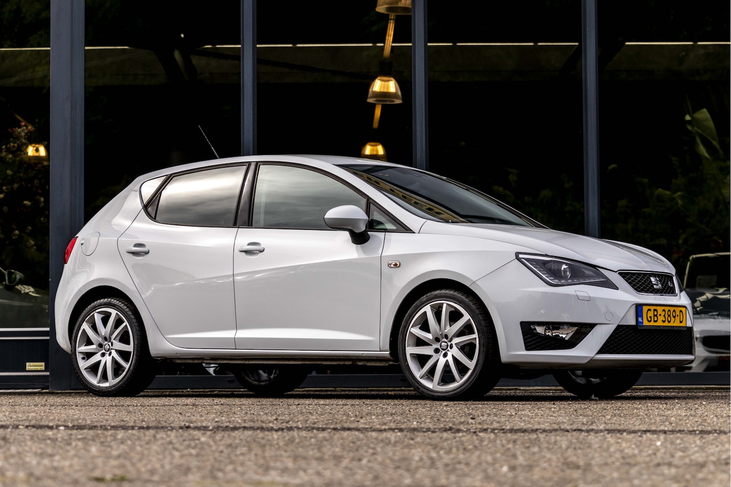 SEAT Ibiza - 1.2 TSI FR 1.2 TSI FR - AutoWereld.nl