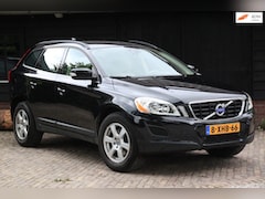 Volvo XC60 - 2.0 D3 Momentum 5 Cilinder/Leer/Parkkersensor/Trekhaak