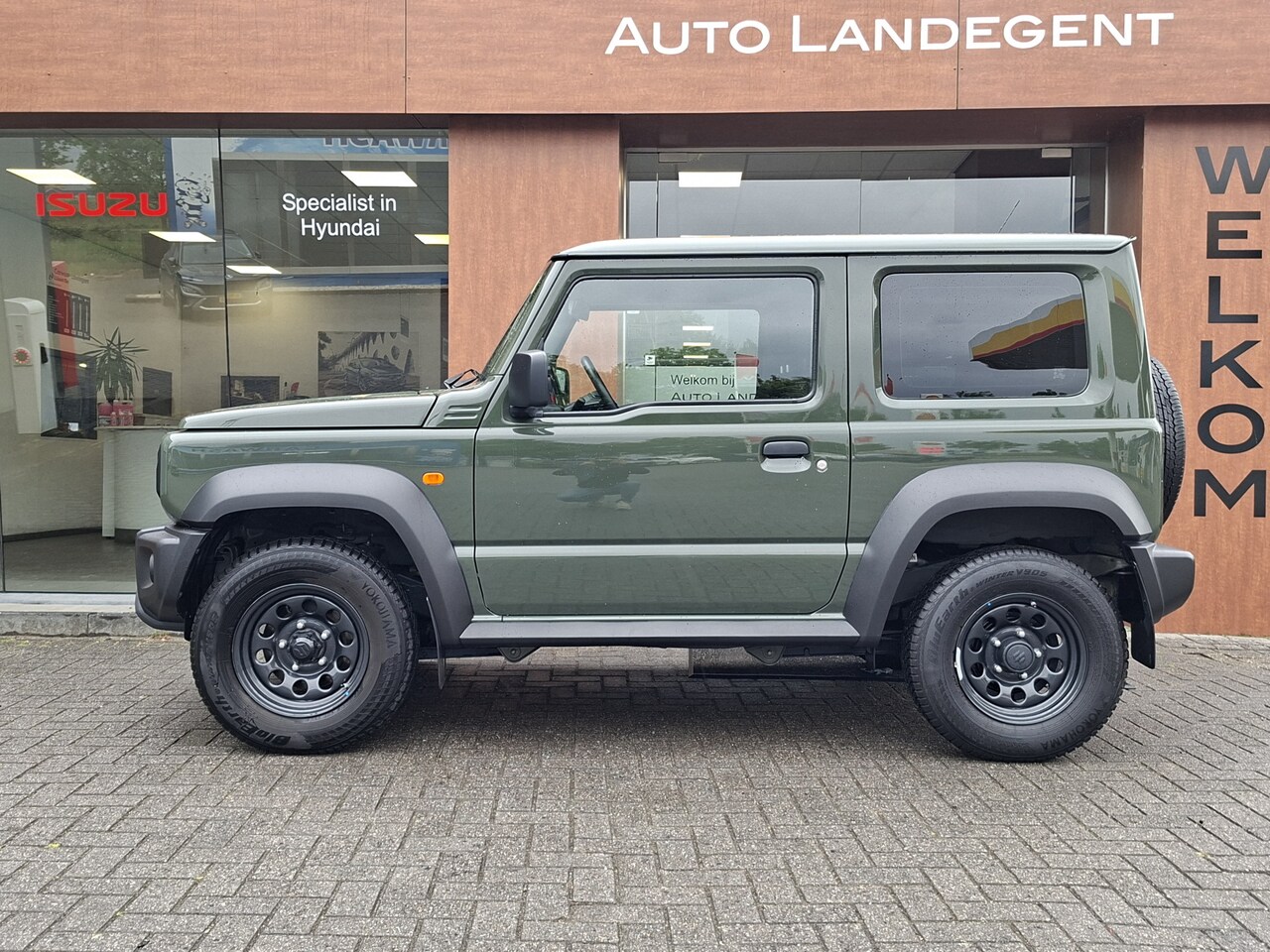 Suzuki Jimny - Proffesional 1.5 Allgrip - AutoWereld.nl