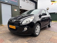 Hyundai i20 - 1.2i DynamicVersion Airco Nette Auto