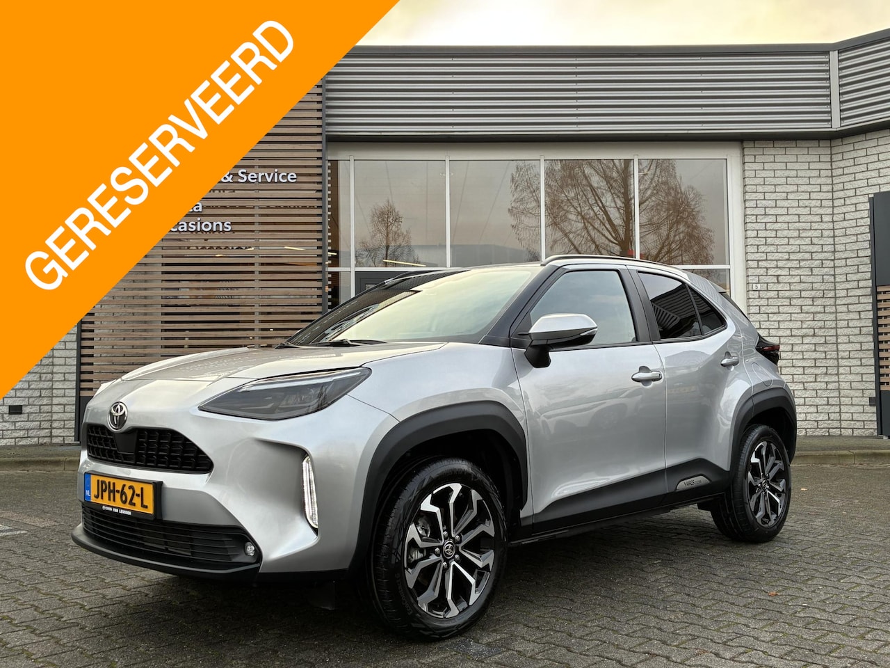Toyota Yaris Cross - HYBRID 115 DYNAMIC STOEL/STUURVERW APPLE/ANDROID KEYLESS 17" LM-VELGEN CLIMA AD-CRUISE CAM - AutoWereld.nl