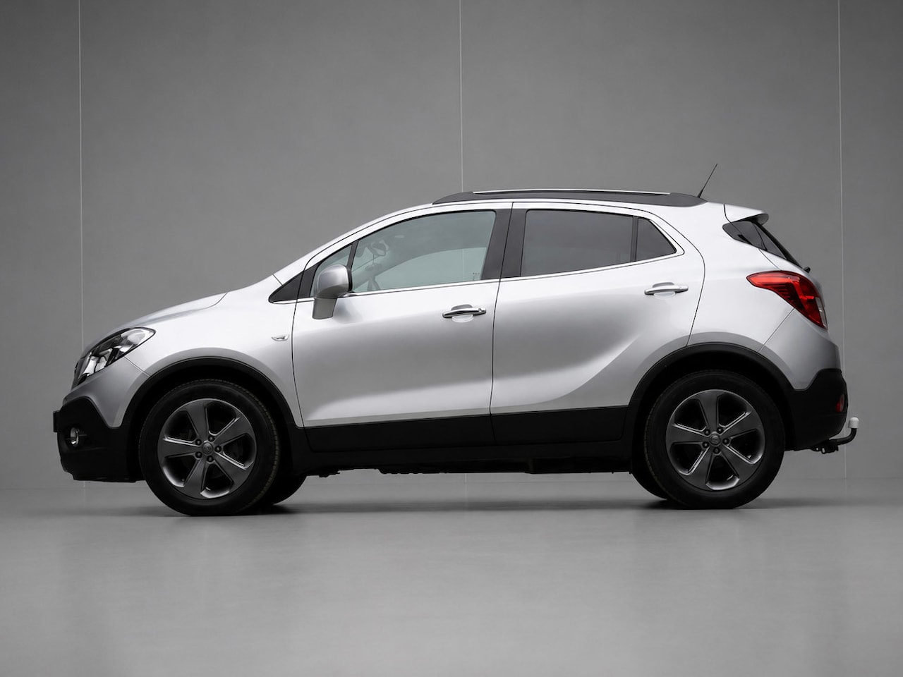 Opel Mokka - 1.4 T Cosmo Sport (NAVI,CAMERA,PDC,CLIMATE,CRUISE,GETINT,TREKHAAK,BLUETOOTH,SPORTSTOELEN,L - AutoWereld.nl