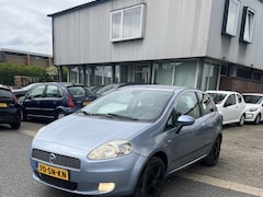 Fiat Grande Punto - 1.4 Edizione Prima Clima. Keurig nette en goed rijdende Punto met een Apk keuring t/m 13-0