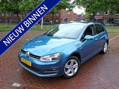 Volkswagen Golf - 1.4 TSI Highline 126 PK