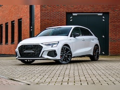 Audi A3 Sportback - 45 TFSI e S edition Competition | Sportstoelen | HUD | B&O | Matrix | Camera | Apple Carpl