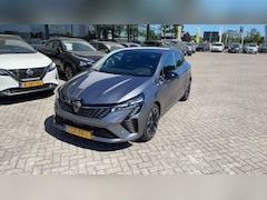 Renault Clio - 1.6 E-Tech Full Hybrid 145 techno | Navi | Camera | NL Auto | 1e Eigenaar