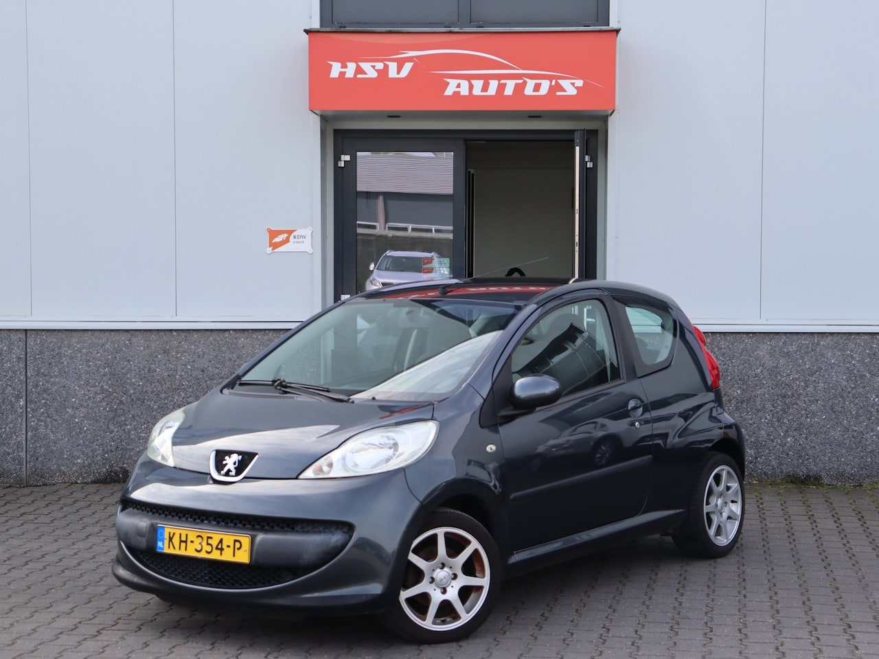 Peugeot 107 - 1.0-12V XR airco elek ramen *120.000km* - AutoWereld.nl