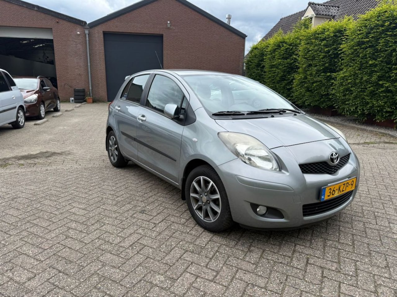 Toyota Yaris - 1.3 VVT-i Sol 1.3 VVTi Sol - AutoWereld.nl