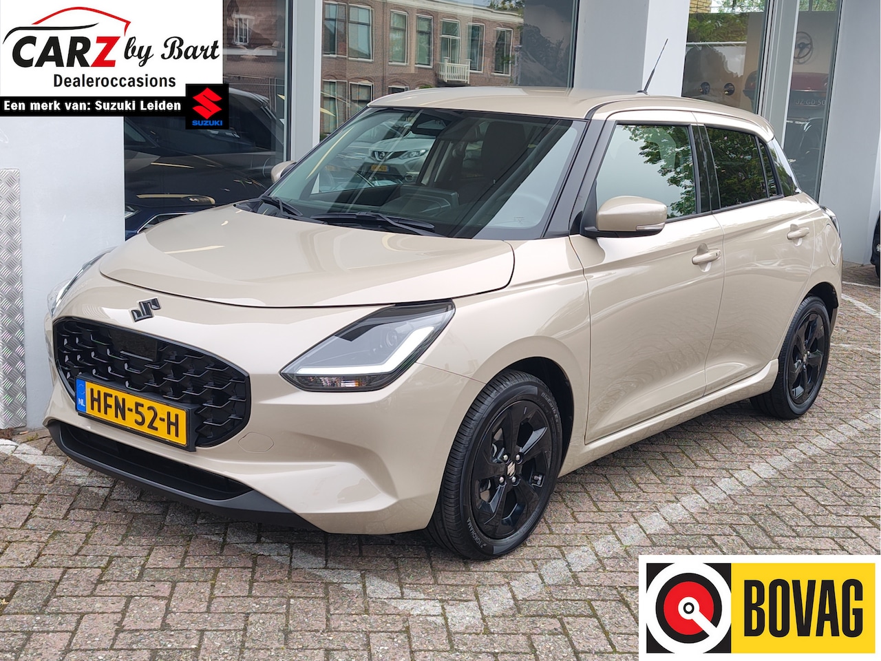 Suzuki Swift - 1.2 STYLE SMART HYBRID Leder | Black Pack | Clima | Carplay (draadloos) - AutoWereld.nl