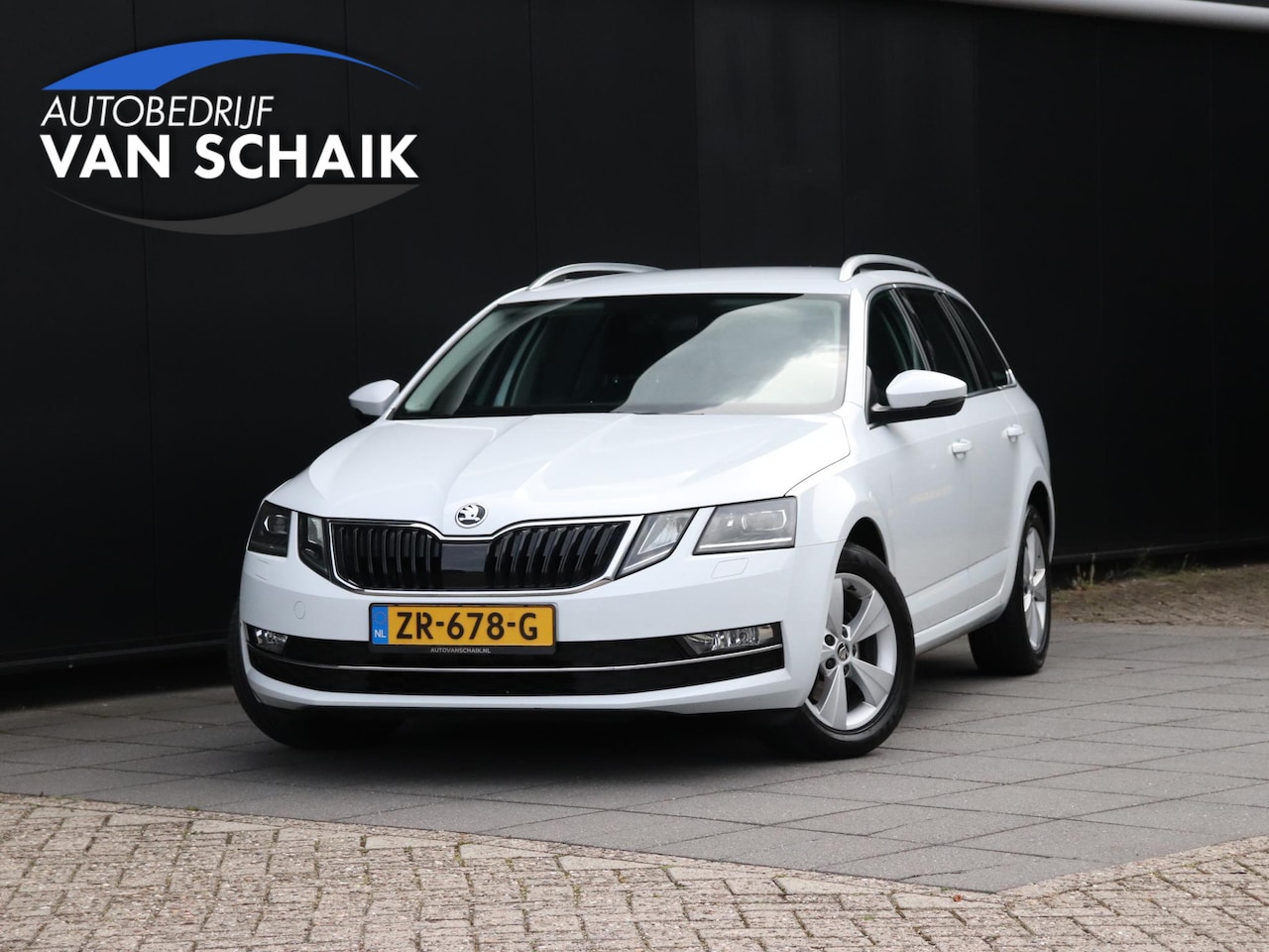 Skoda Octavia Combi - 1.0 TSI Greentech Ambition Business | DSG | STOELVERW. | PDC | APPLE CARPLAY | CRUISE | NA - AutoWereld.nl