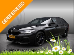 BMW 5-serie Touring - 530e xDrive Business Edition Plus LASER KOPLAMPEN | HEAD-UP DISPLAY | PANORAMADAK | M-SPOR