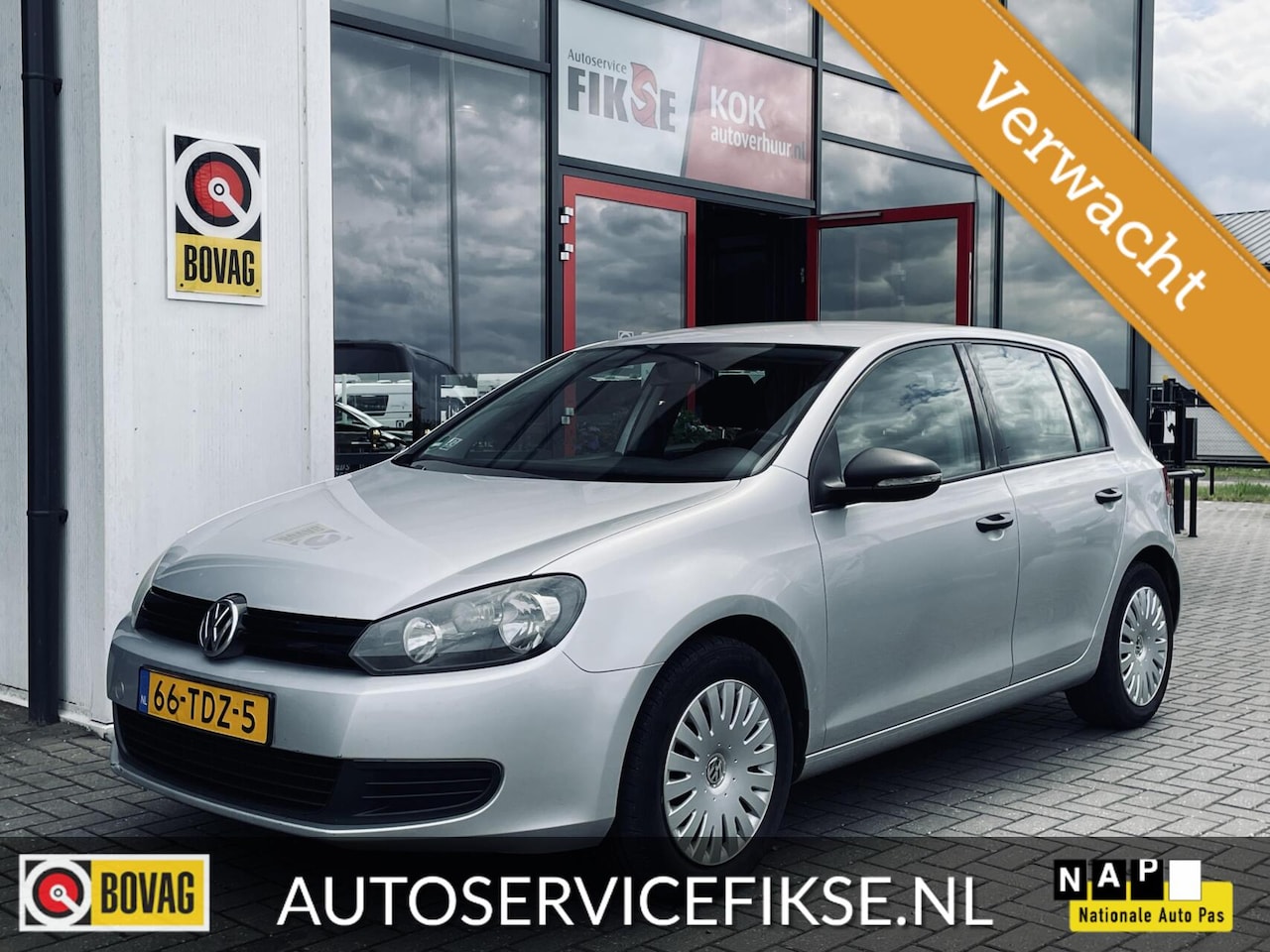Volkswagen Golf - 1.2 TSI COMFORTLINE BLUEMOTION | AIRCO | - AutoWereld.nl