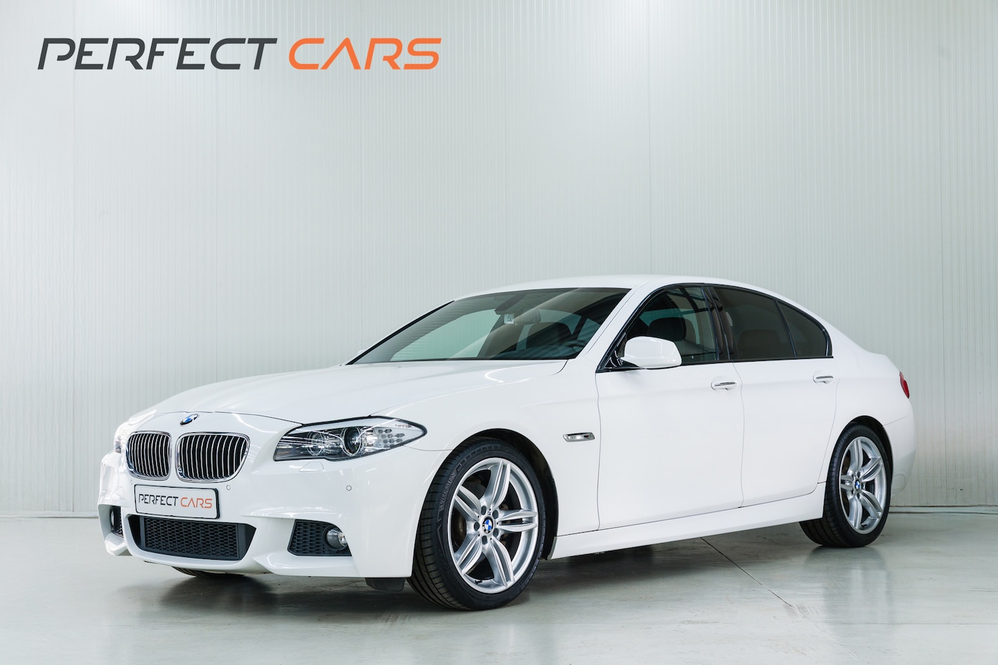 BMW 5-serie - 528i High Executive 528i High Executive, leer, M pakket, BTW auto - AutoWereld.nl