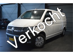 Volkswagen Transporter - 2.0 TDI L2H1 airco cruise app connect trekhaak 150 pk