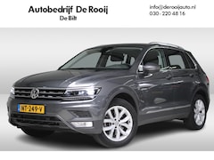Volkswagen Tiguan - 2.0 TSI DSG 4Motion Highline Navigatie | Trekhaak | Climate Control | E. achterklep