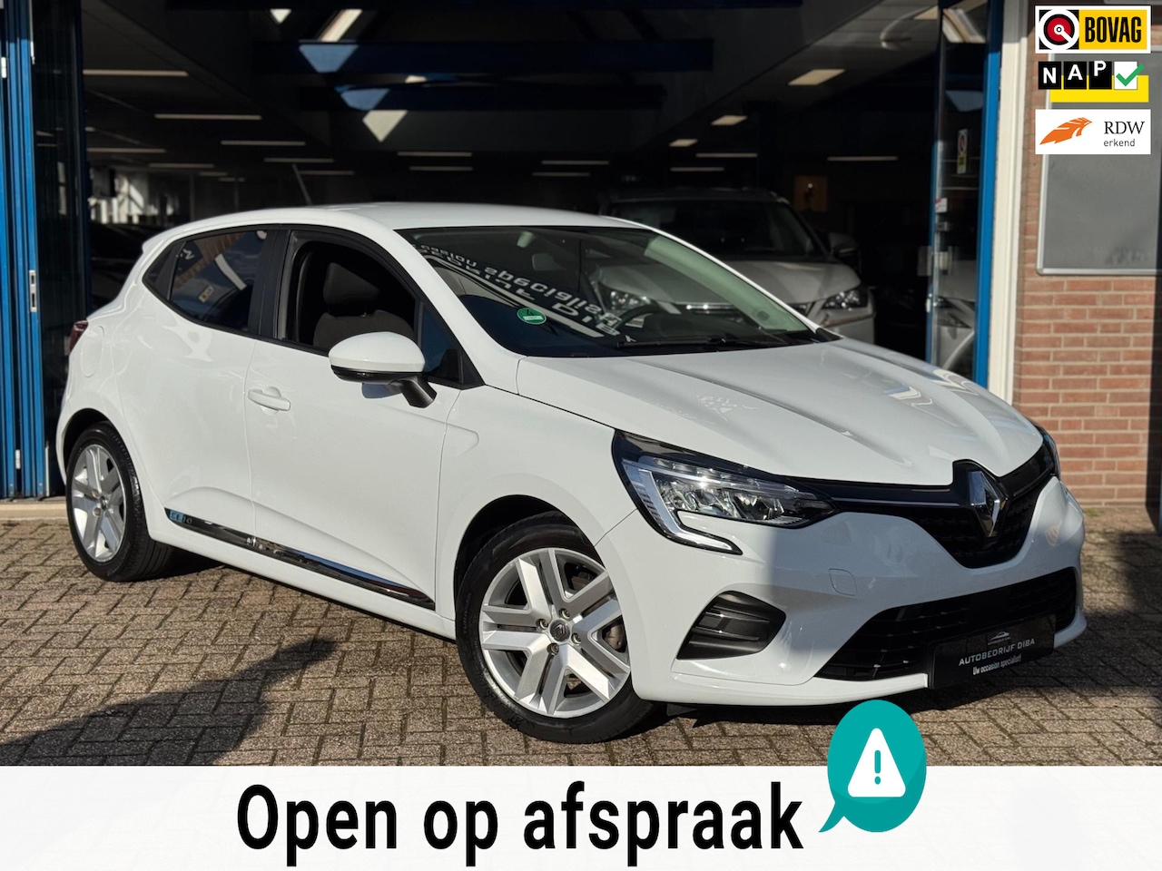 Renault Clio - 1.0 TCe Zen 2020 WIT NAVI CLIMA CRUISE APK NAP! - AutoWereld.nl