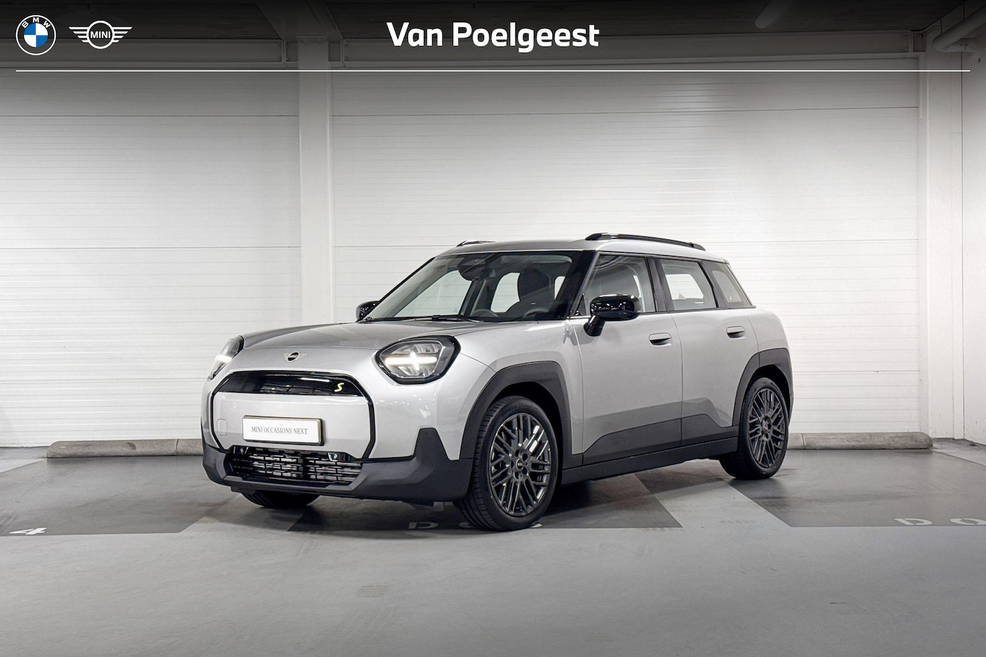MINI Aceman - SE Essential | Achteruitrijcamera | Apple Carplay | Dodehoek Detectie | - AutoWereld.nl