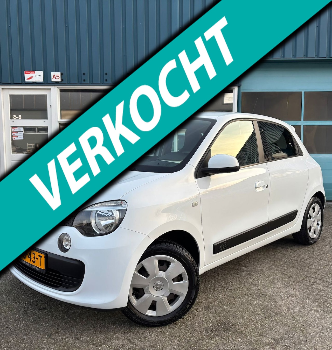 Renault Twingo - 1.0 SCe Authentique |Airco|Bluetooth|EL Ramen|Led|Lage KM stand|Dealer onderhouden| - AutoWereld.nl