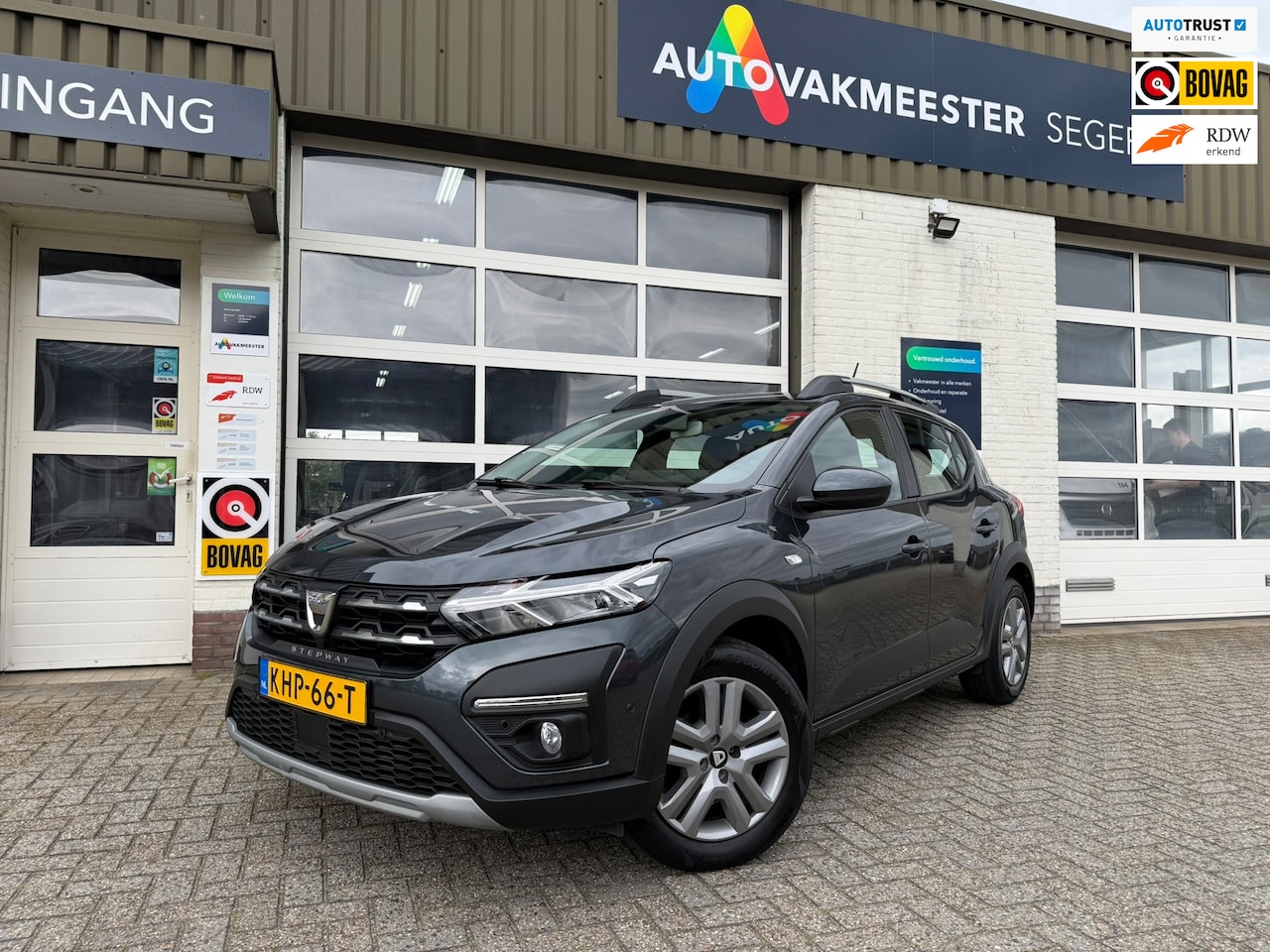 Dacia Sandero Stepway - 1.0 TCe 90 Extreme|Cruise Control|Carplay|Navi| - AutoWereld.nl