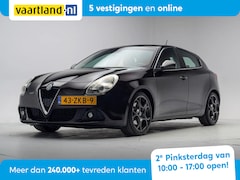 Alfa Romeo Giulietta - 1.4 T Distinctive Aut. [ Navigatie Leder Stoelverwarming ]