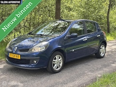 Renault Clio - 1.4-16V Authentique | 5DRS | Airco | Trekhaak |
