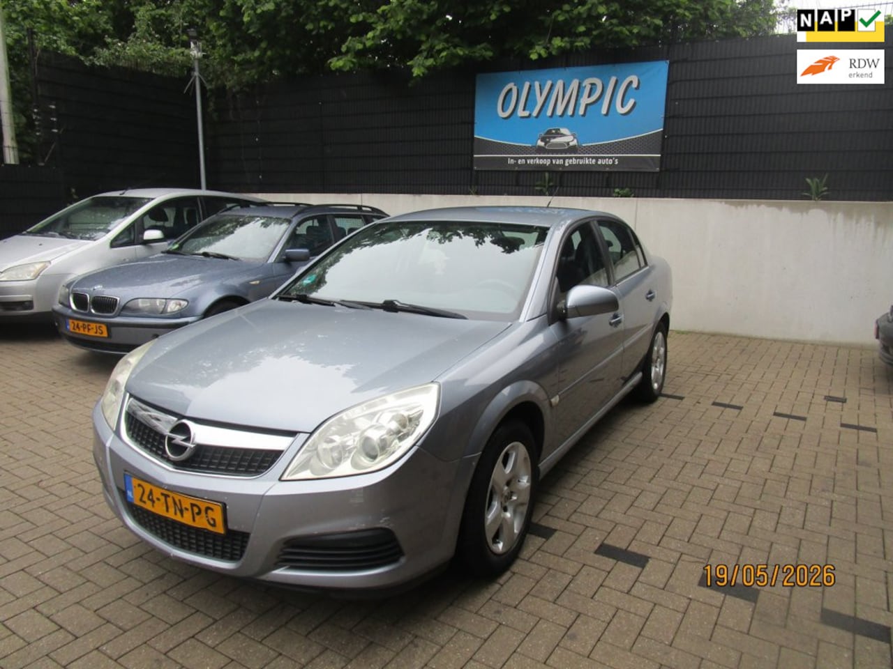 Opel Vectra - 1.8-16V Comfort +Airco +Nieuwe Apk - AutoWereld.nl