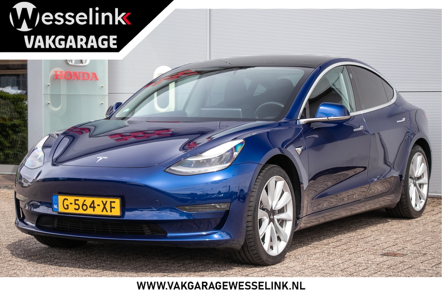 Tesla Model 3 - Long Range RWD Long Range AWD 75 kWh - Afn. Trekhaak | Panodak - AutoWereld.nl