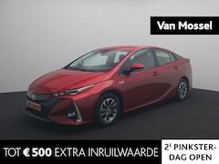 Toyota Prius - 1.8 Plug-in Business Plus | Navi | Achteruitrijcamera + sensoren | Climate control | Head
