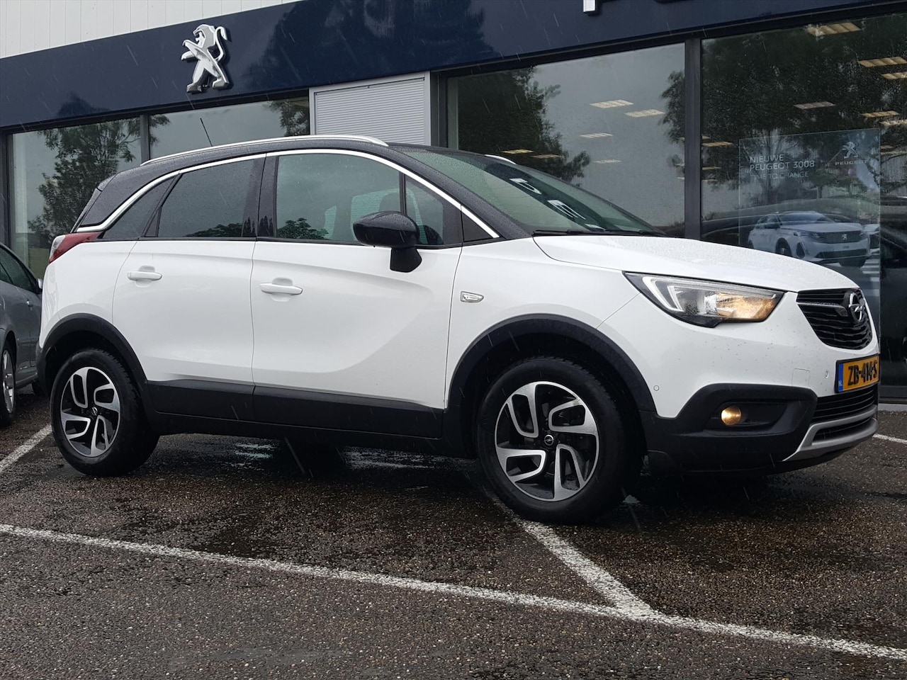 Opel Crossland X - 1.2 110pk Innovation AUTOMAAT Apple Carplay & Android Auto | TREKHAAK | Navigatie | Achter - AutoWereld.nl