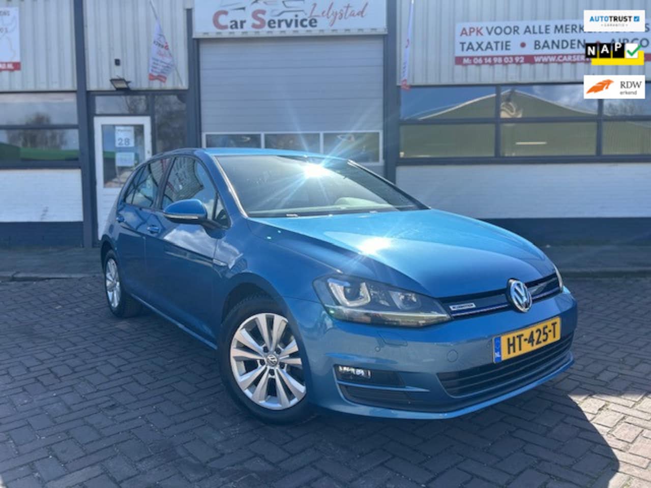 Volkswagen Golf - 1.0 TSI Comfortline DSG\NAVI\CAMERA\Climate - AutoWereld.nl
