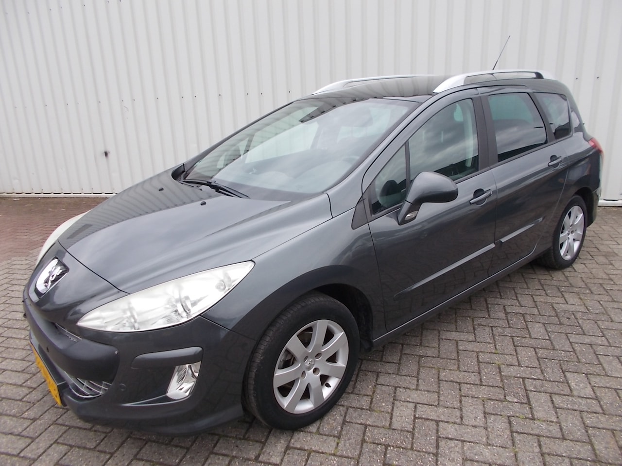 Peugeot 308 SW - 1.6 VTi XS 1.6 VTi XS ( NW. APK KEURING BIJ VERKOOP ) - AutoWereld.nl