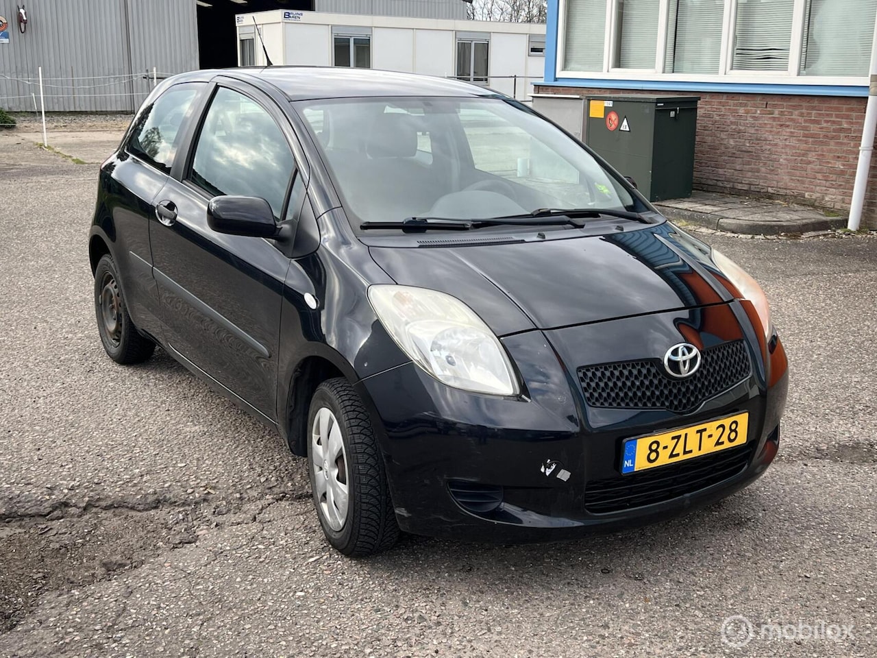 Toyota Yaris - 1.0 VVT-i 1.0 VVTi - AutoWereld.nl
