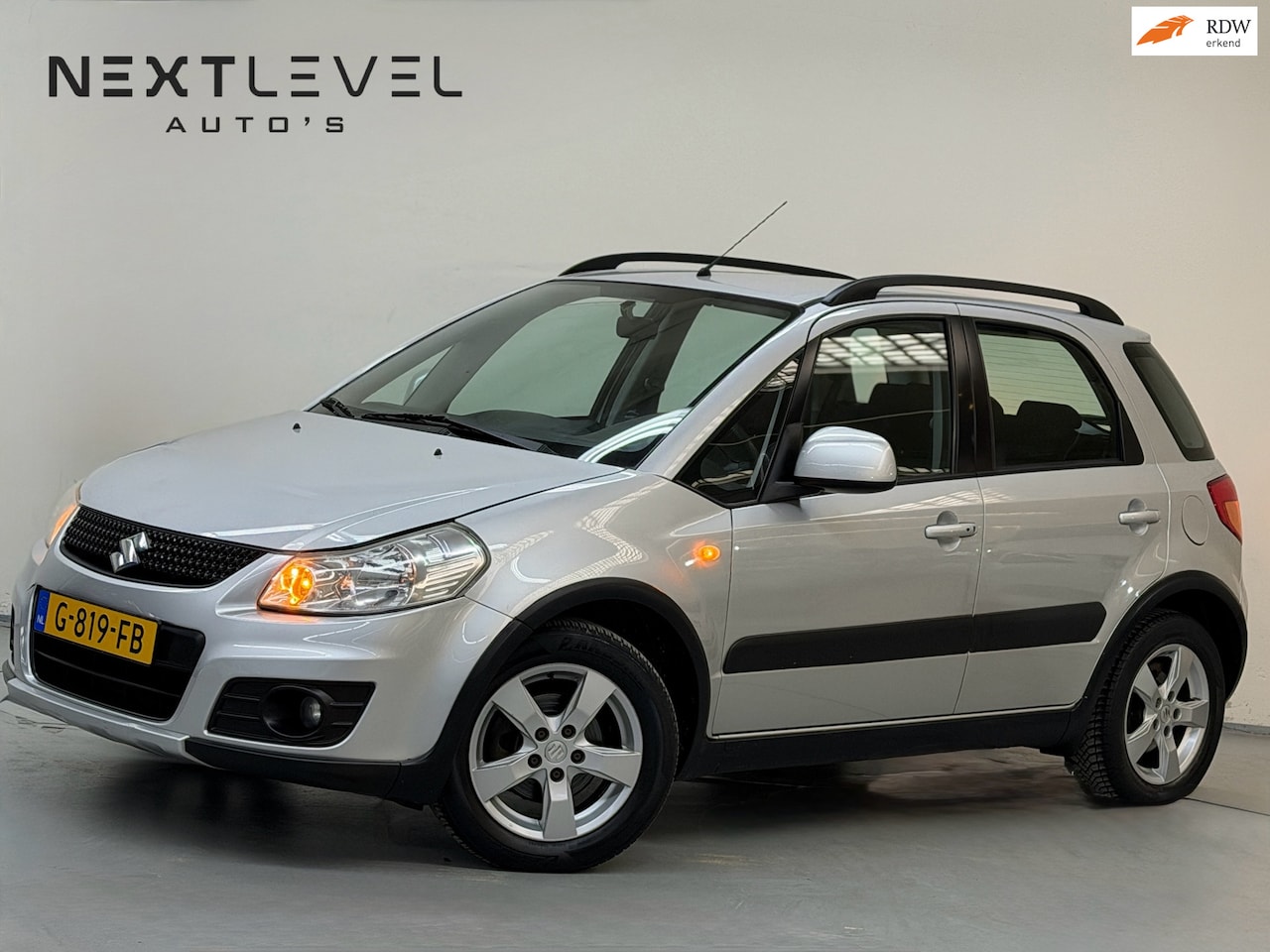 Suzuki SX4 - 1.6 Comfort AUTOMAAT Airco Keyless - AutoWereld.nl