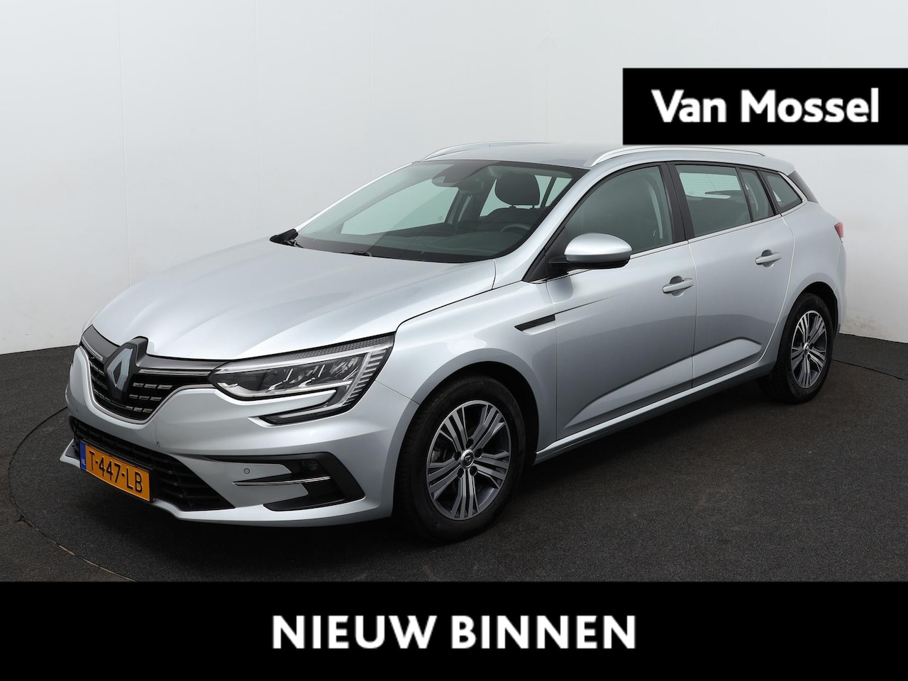 Renault Mégane Estate - 1.3 TCe 140 Equilibre | Navigatie | Apple & Android Carplay | Parkeersensoren Voor & Achte - AutoWereld.nl
