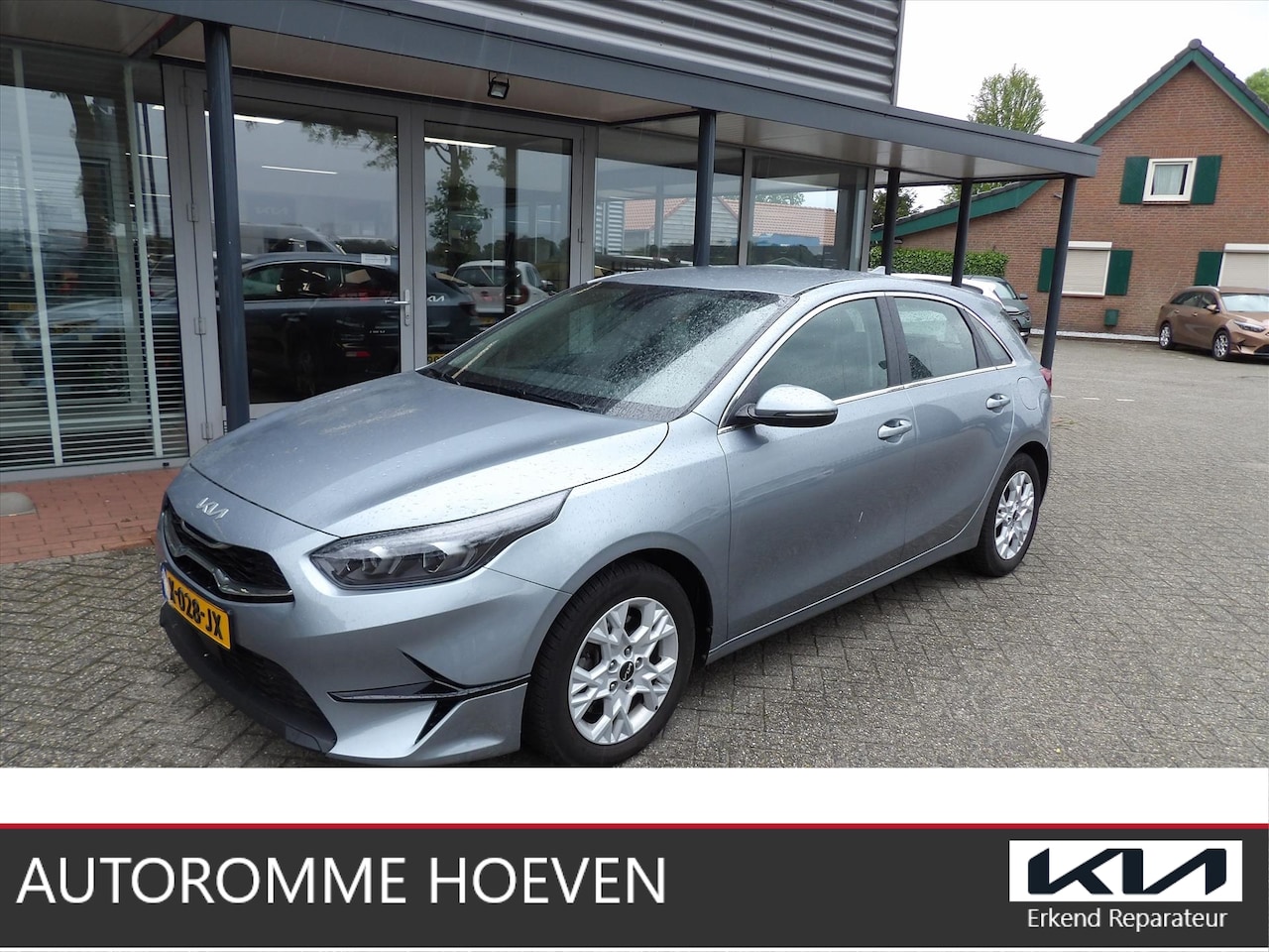 Kia Cee'd - Ceed 1.0 Turbo DynamicLine 38.000km Org. Ned. - AutoWereld.nl
