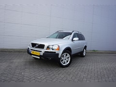 Volvo XC90 - 2.5 T5 Limited Ed. GRIJS KENTEKEN - Airco / Navi / Cruise / Camera / Leder / Stoelverw. /