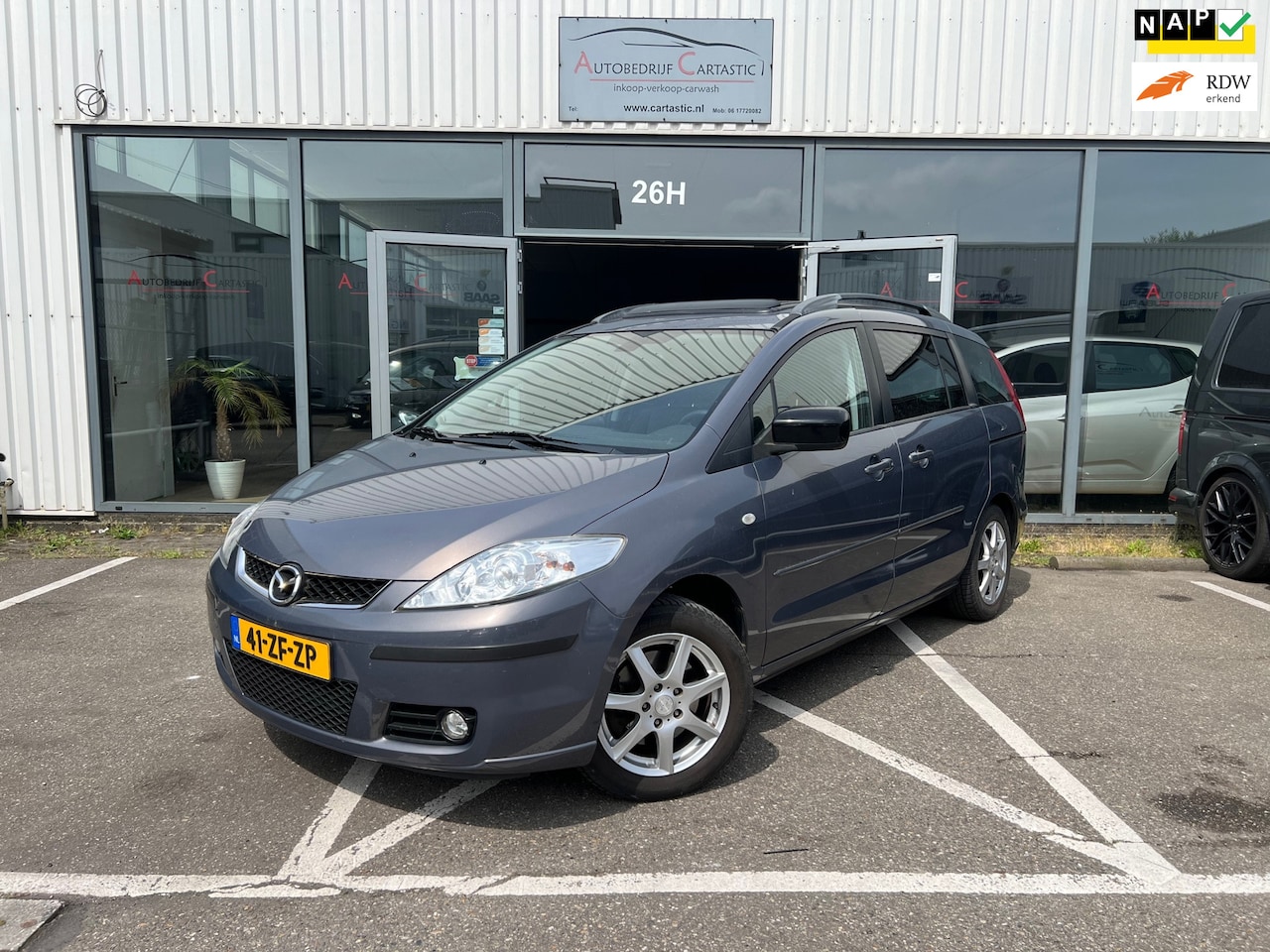 Mazda 5 - 1.8 Executive CLIMA | PANO | 7 ZITS | ONDERHOUDEN | NAP | APK | - AutoWereld.nl
