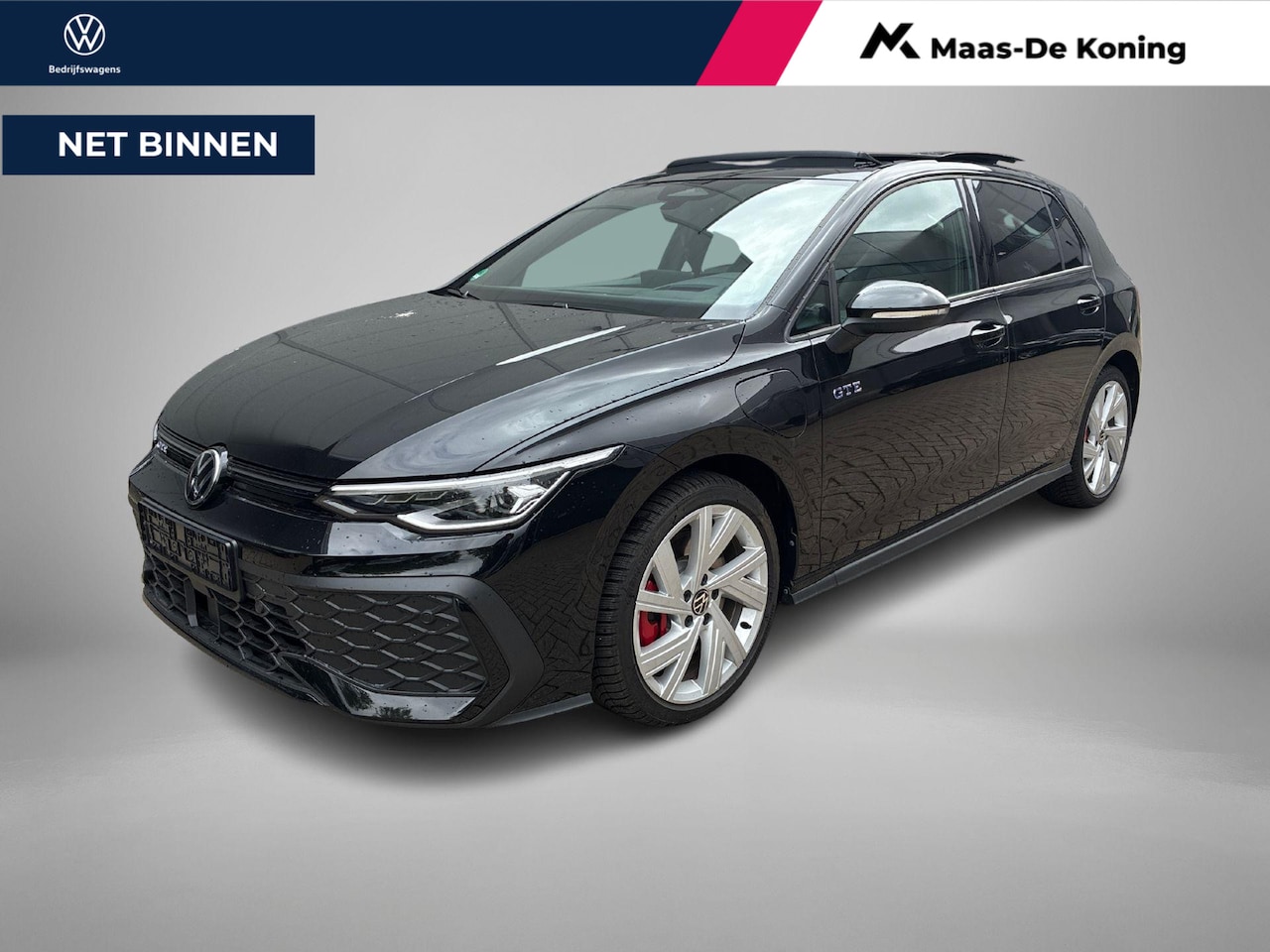 Volkswagen Golf - 1.5 eHybrid 272pk DSG GTE · Panoramadak · Camera · Head-Up Display · Inklap. Trekhaak · St - AutoWereld.nl