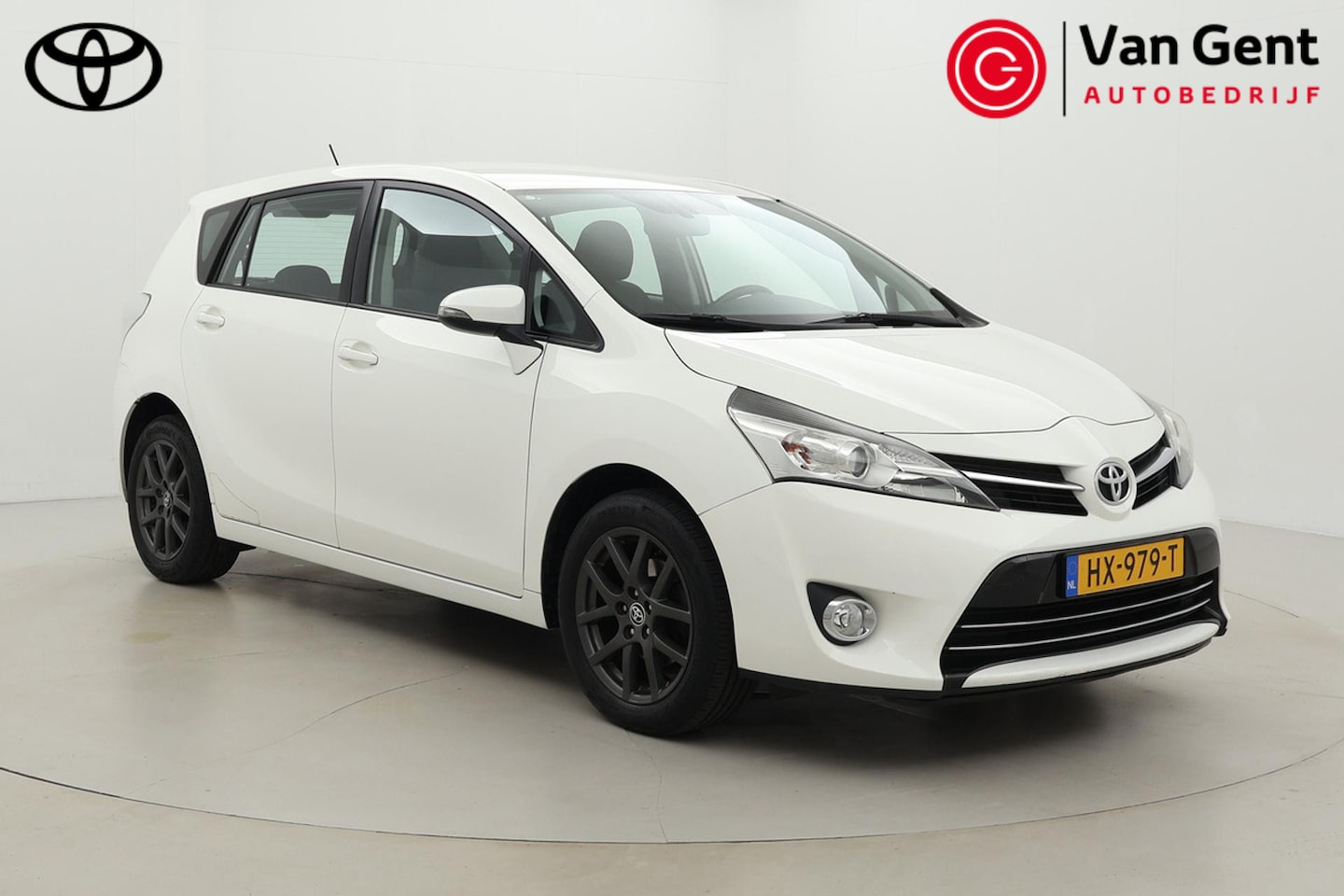 Toyota Verso - 7 pers. 1.6 VVT-i Aspiration | Trekhaak | Cruise Control | Clima | Camera | 17 inch | Blue - AutoWereld.nl